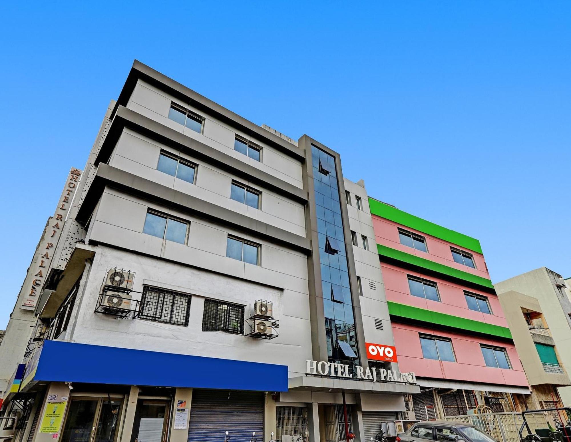 Collection O Hotel Raj Palace Vadodara Exterior foto