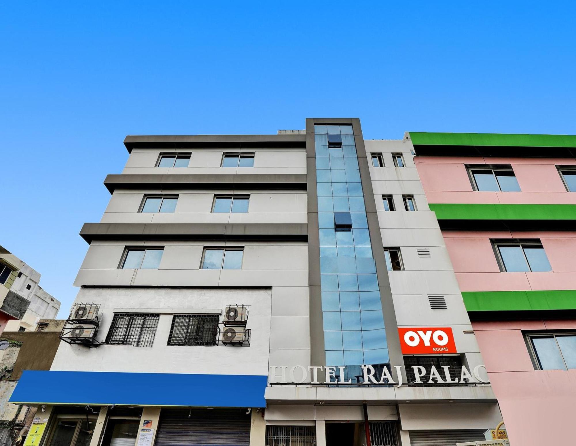 Collection O Hotel Raj Palace Vadodara Exterior foto